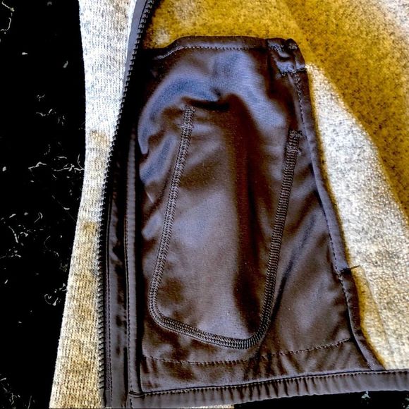 Lululemon It’s Fleecing Cold Out Zip Up - Picture 3 of 6